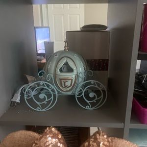 COPY - Cinderella scentsy warmer.